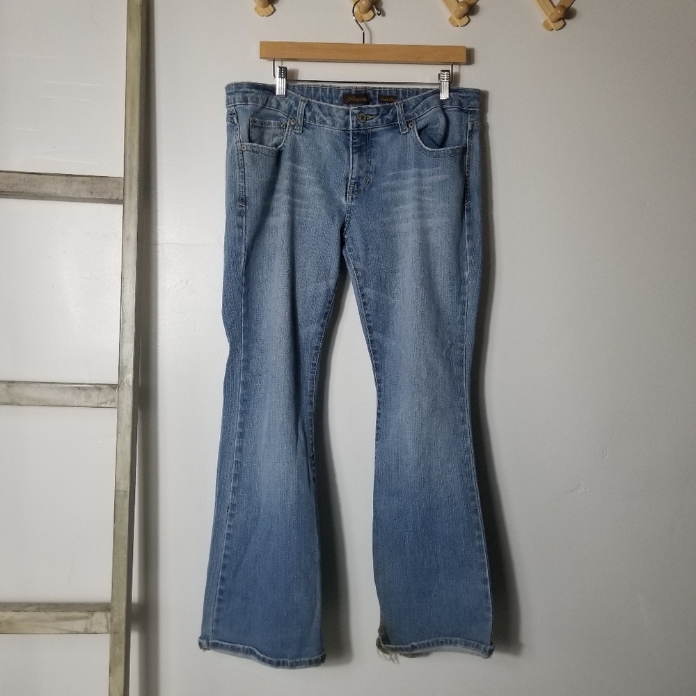 AEROPOSTALE WOMEN'S STRETCH FLARE JEANS SIZE 13/14 SHORT